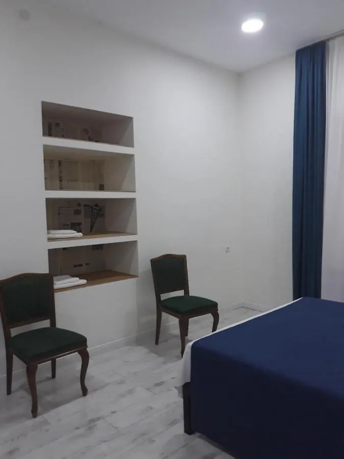 Nino'S Apartment In The Center Of Тбилиси