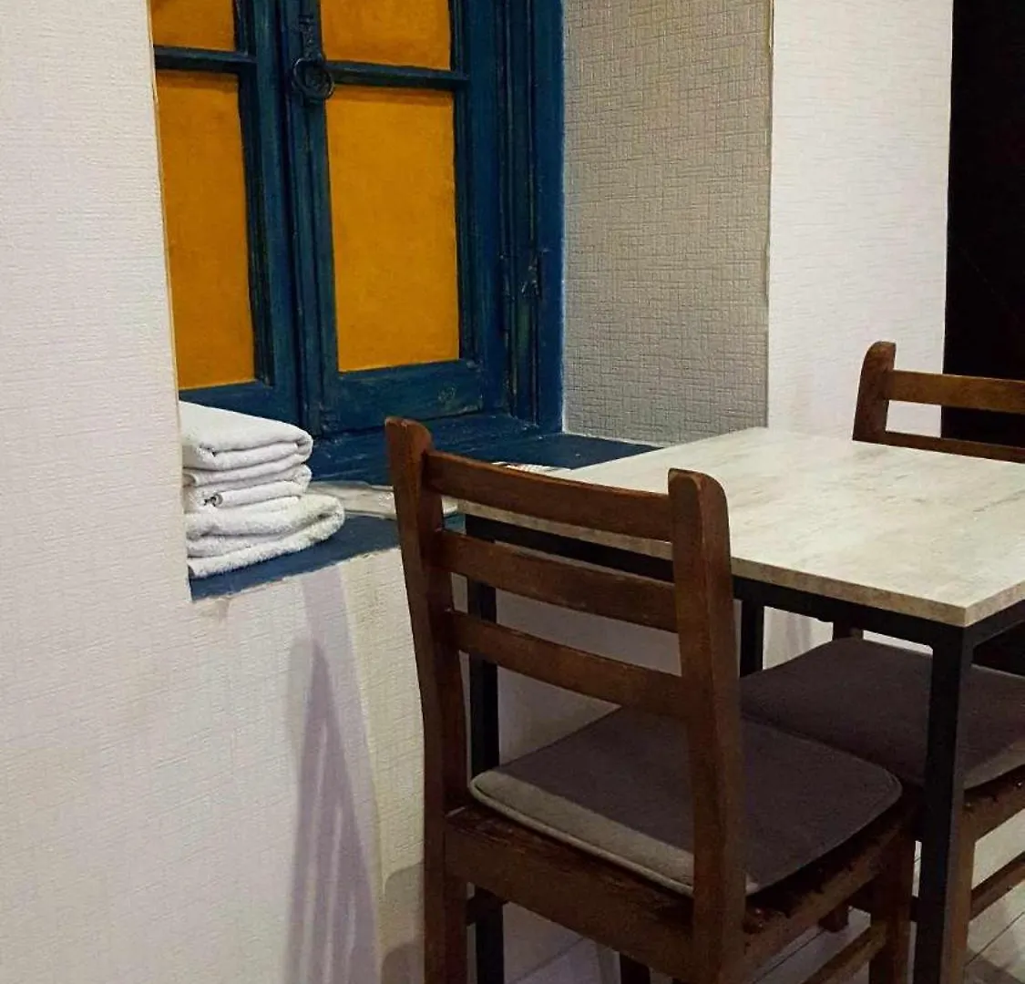 Nino'S Apartment In The Center Of Тбилиси 0*,  Грузия