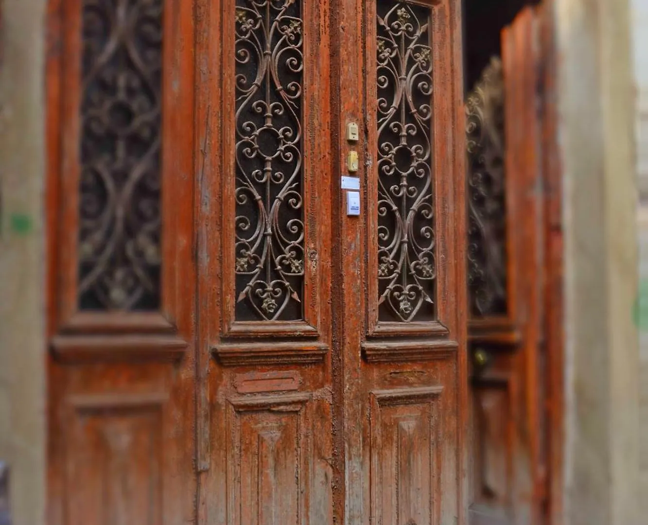 Nino'S Apartment In The Center Of Tbilisi