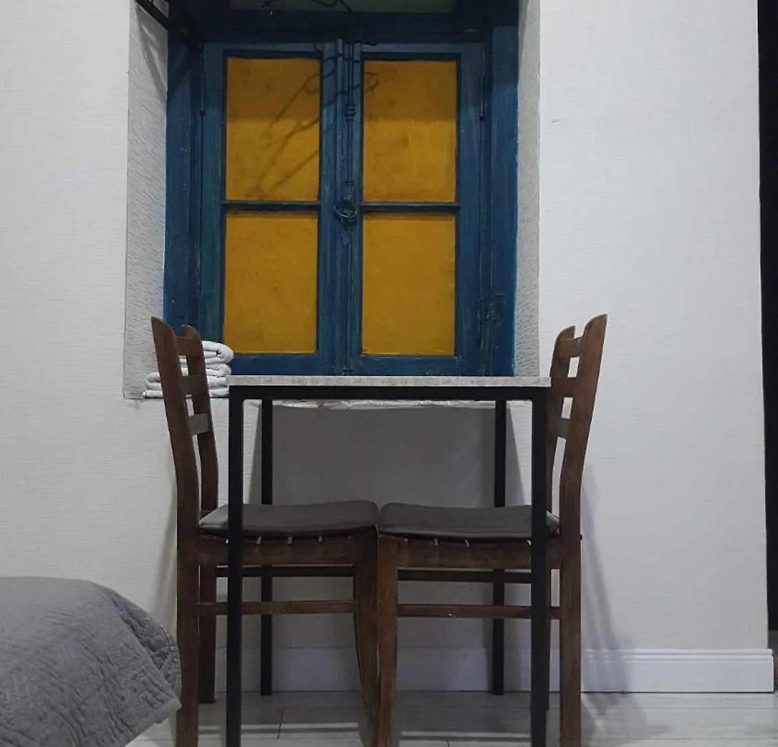 Nino'S Apartment In The Center Of Tbilisi Georgia